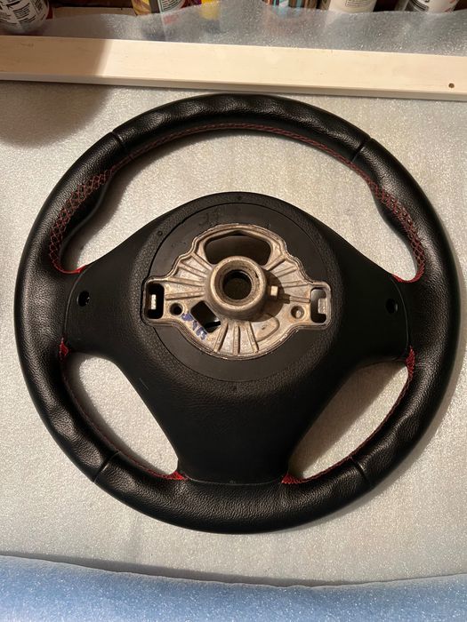 BMW F30, F31 LCI Кожен волан с air bag