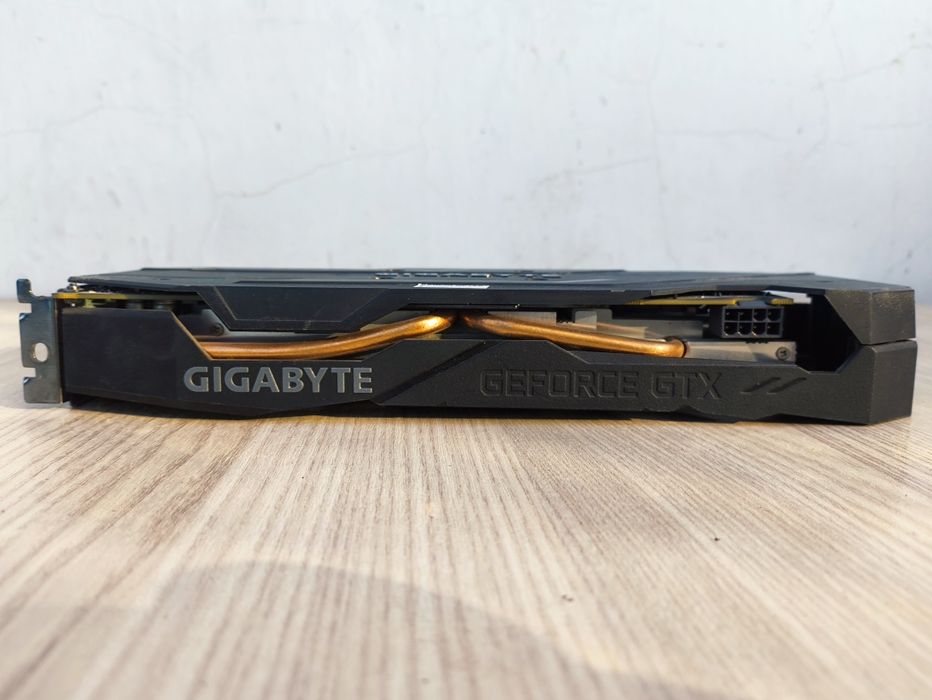 Видеокарта GTX 1660 Ti