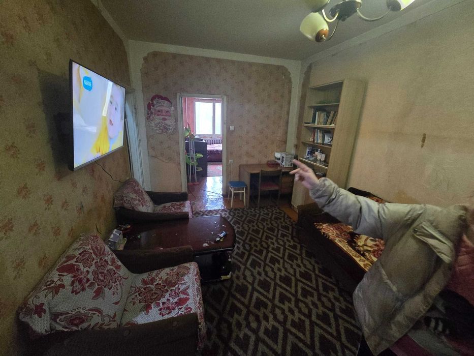 чиланзар 20 2-1-4,, 50м2, балкон 1,5х6, можно под офис