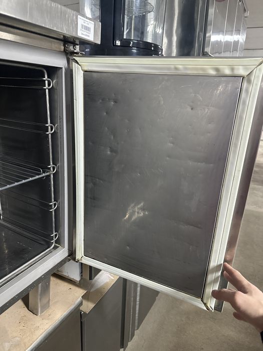 Стол хододильник по акций 125/70