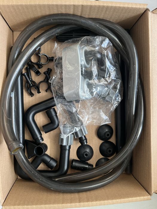 Продавам външен филтър JBL CristalProfi e402