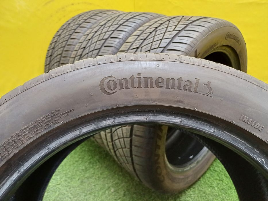 Шины 245/45 R17 Continental комплект.