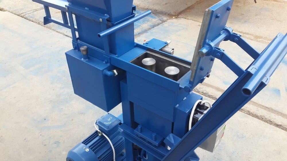 Станок гидравлический по производству облицовочного кирпича - Поставка ...