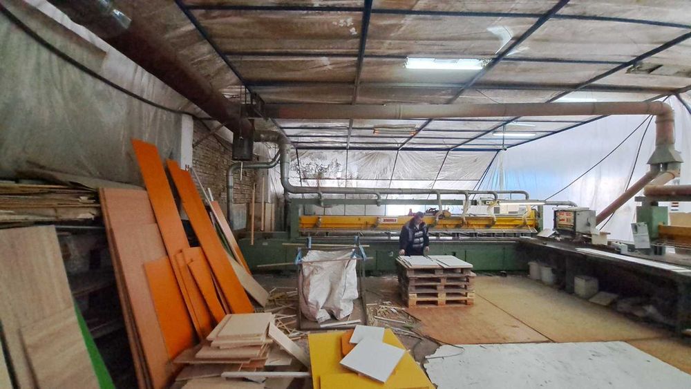 Продава се Промишлена сграда в Велики Преслав - 21563 кв.м за 27 €/кв.м - Снимка #17