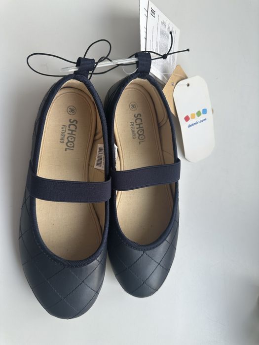 Туфли школьные новые