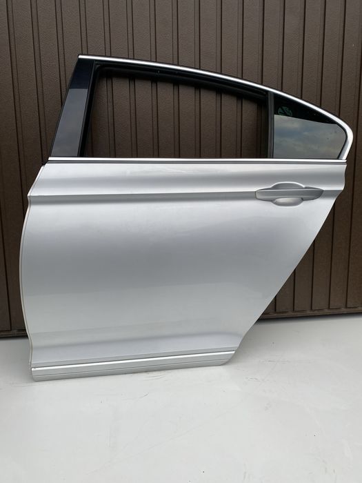 Usa st spate vw Passat B8 Limuzina cod culoare LA7W 2015-2020