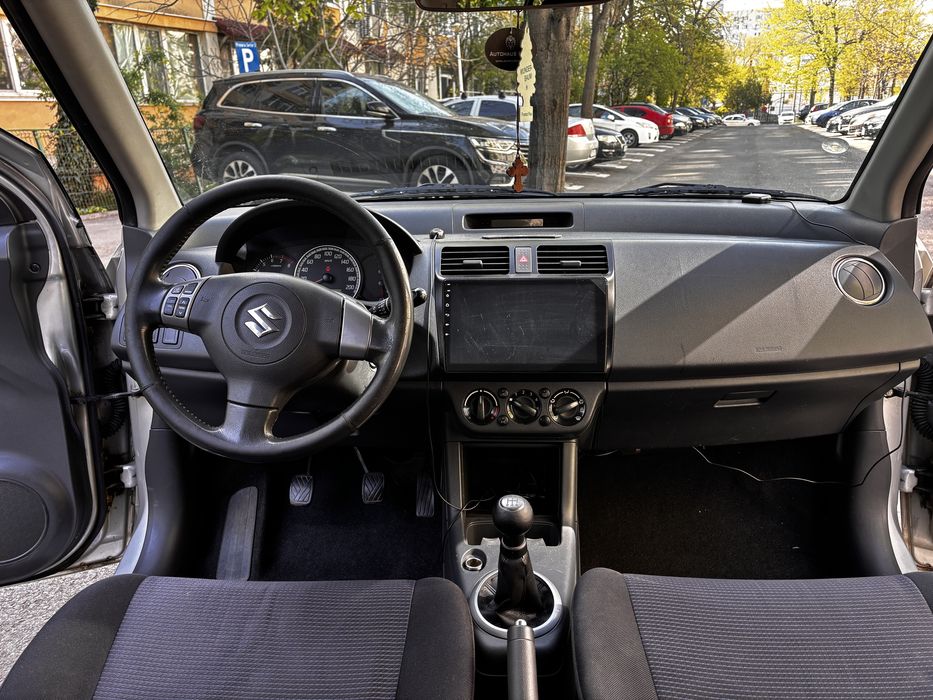 Suzuki Swift 2008 1.3 benzină 4x4 – stare bună