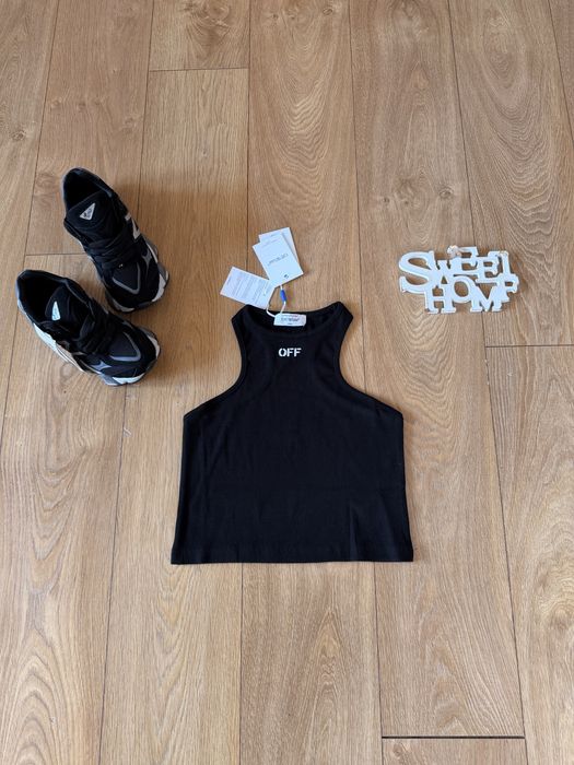 Суперефектен топ рипс Off white