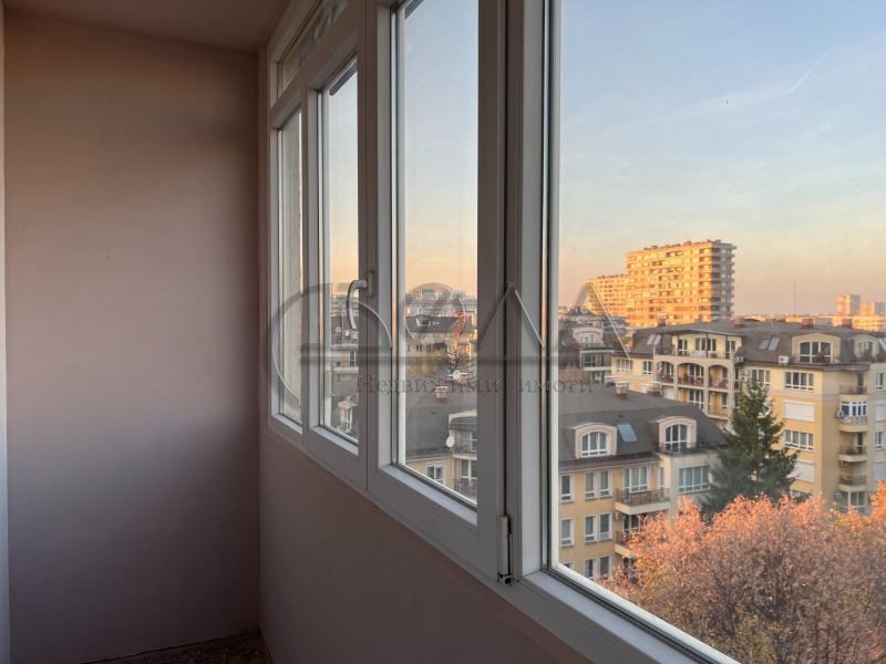 Продава се Тристаен апартамент в София, Борово - 90 кв.м за 1945 €/кв.м - Снимка #4