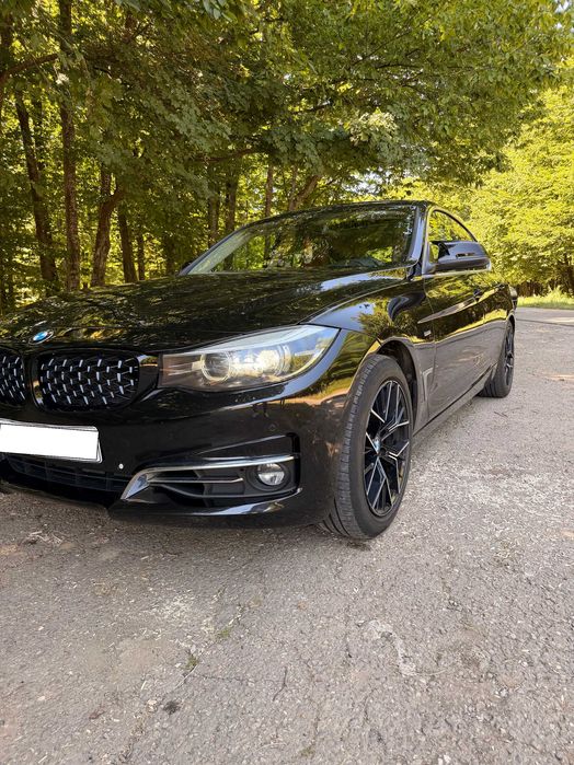 BMW Seria 3 330d xDrive Luxury Line