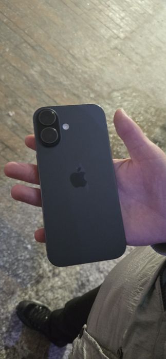 Айфон 17 продам срочно