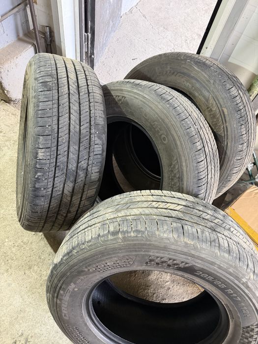 Продам резина R 17 265/65/17