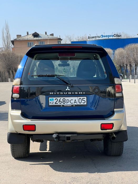 Монтеро спорт в хорошем состояние