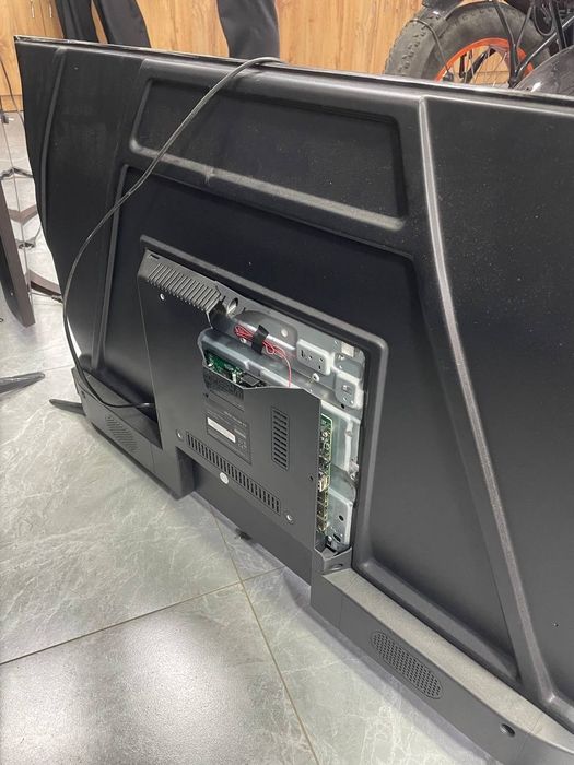 Телевизор Smart TV 43 BariBarShop/Red/рассрочка