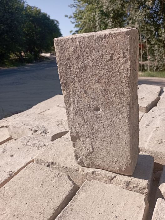 Eski Tarixiy gʻishtlar