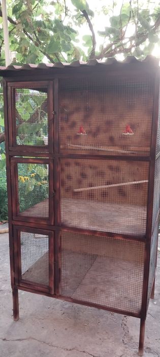Продаётся волер для разных птицы