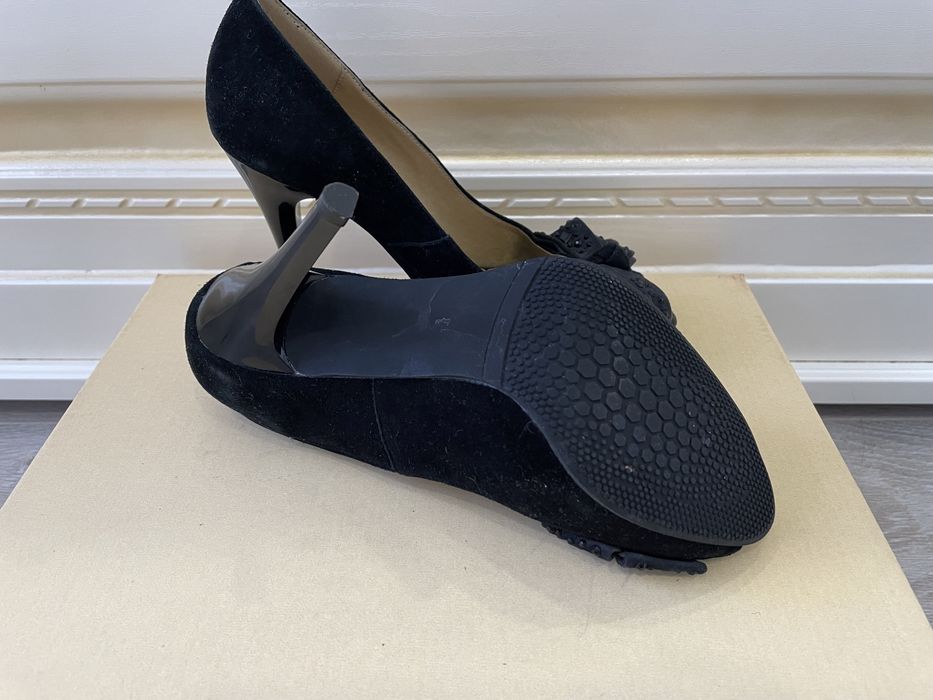 Замшевые туфли