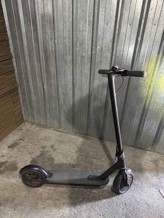 Самокат Xiaomi почти новый