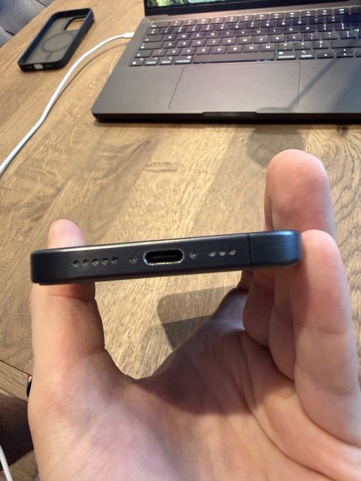 Iphone 15 Pro Black  Titanium 256GB