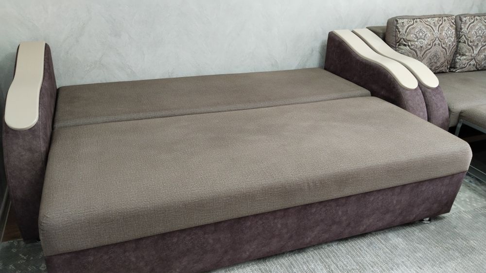 Диван большой и маленький