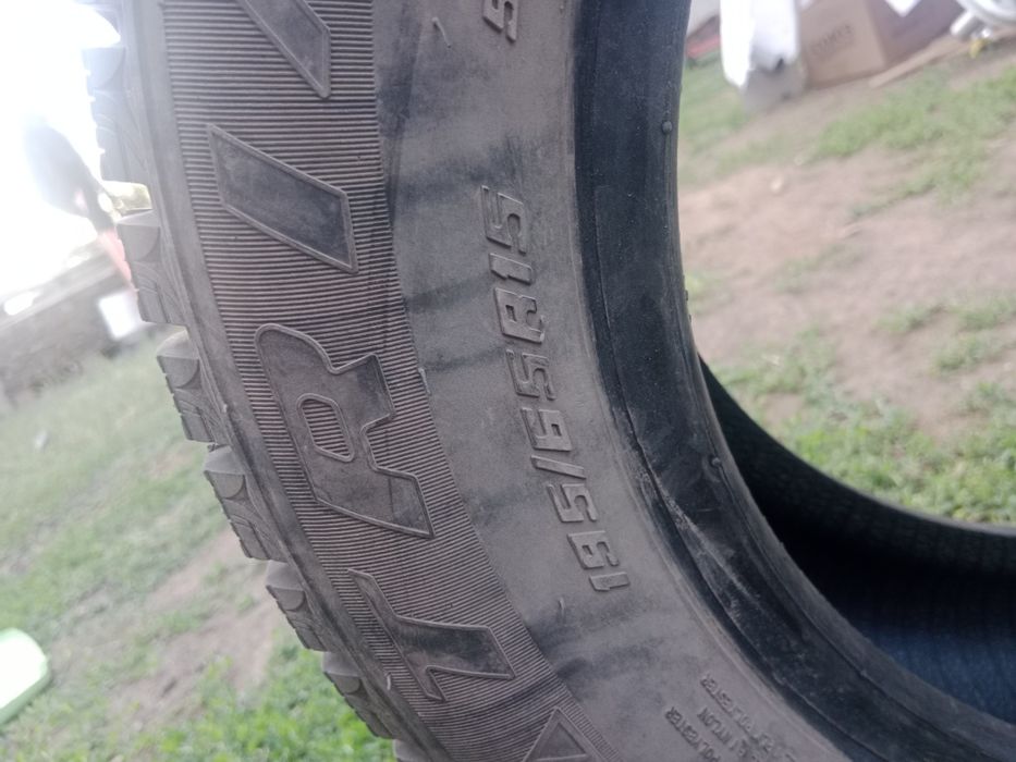 Продам шипованные шины буу