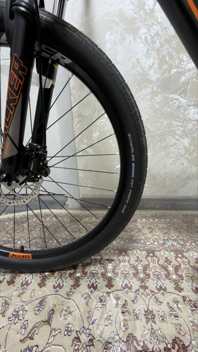 XDS hacker 700 с шинами schwalbe 3 на 9