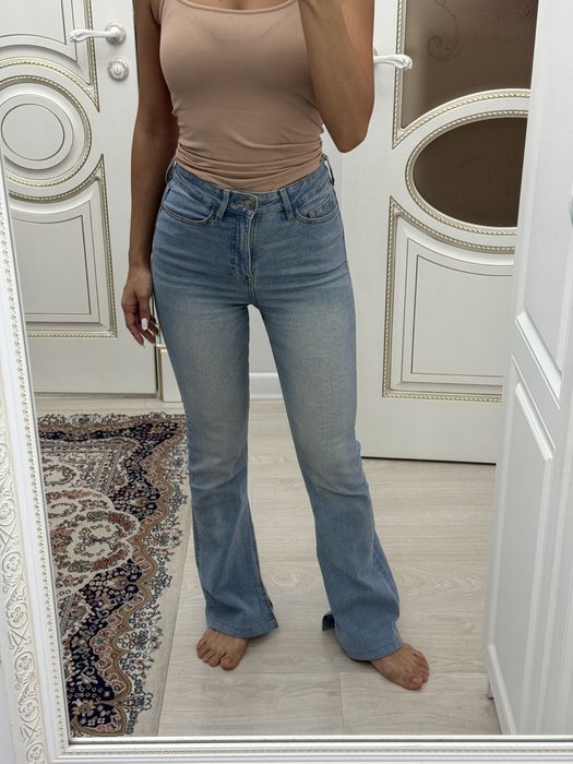 Джинсы бренда Ostin