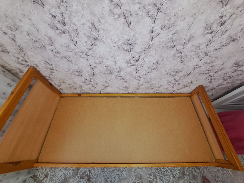 Продаю 2 кровати б/у.