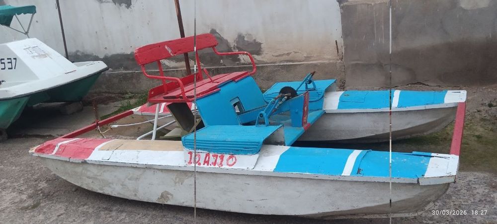 2× катамаран. 2 Дона. 2 штуки.