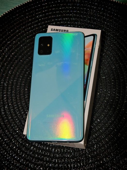 Vând Samsung A71 128Gb Blue
