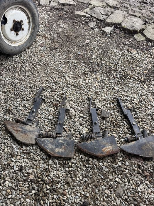 Brăzdar fertilizare spc