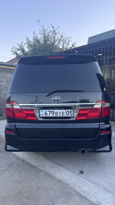 Альфард 2004 года