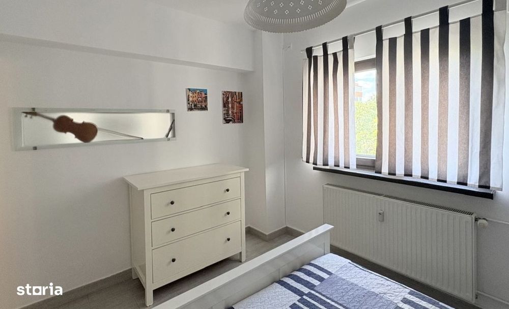 Apartament vedere spate, zona Calea Moșilor - intersecție cu Eminescu