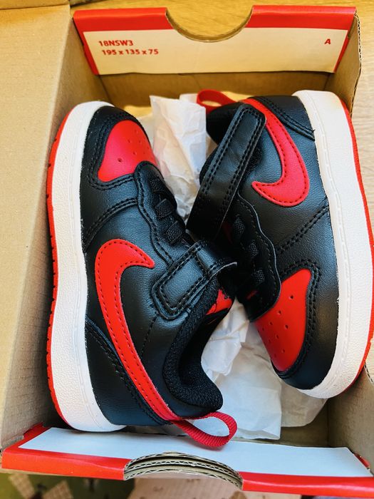 Adidasi Nike bebe marime 22