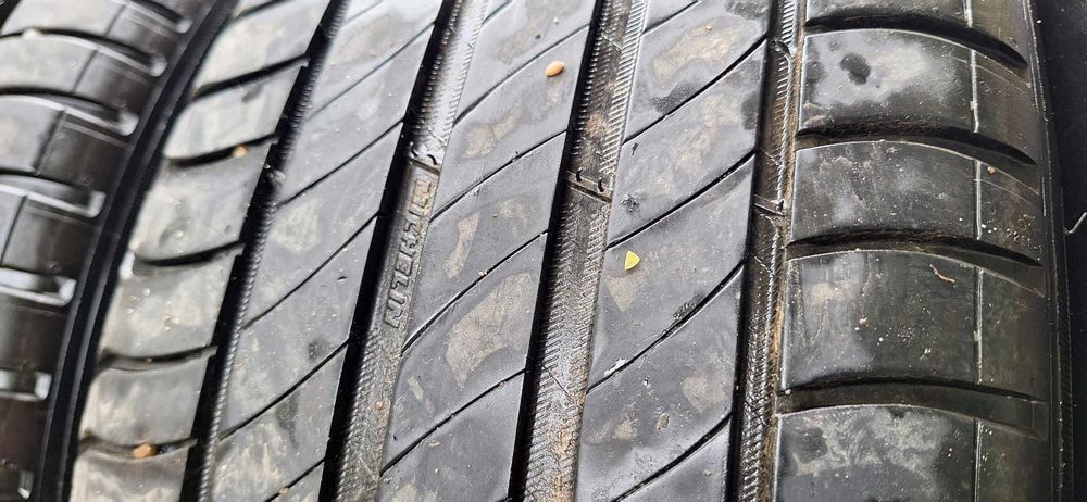 Jante aliaj DEZENT + pneuri Michelin Primacy 4