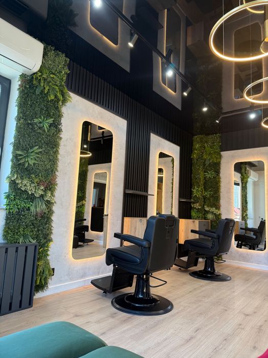 RXB salon/ frizerie  pe strada Ferdinand, bloc G1