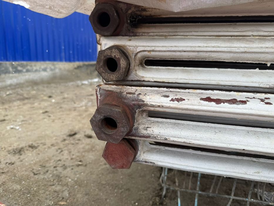 Чугунный батарей