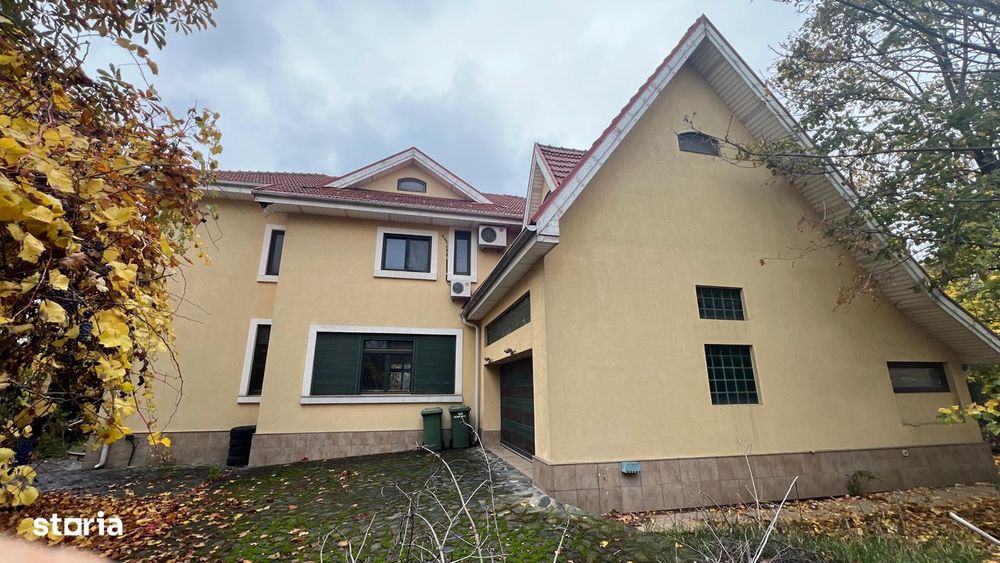 Vila cu teren 652 mp | Romatsa