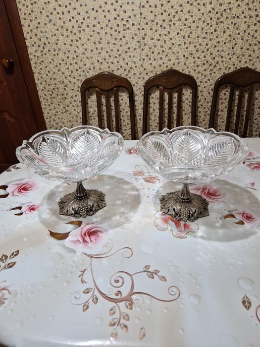 Хрустальная ваза