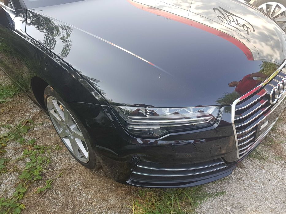 Bara fata cu grila audi a7 2017