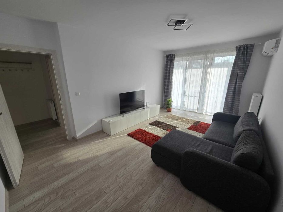 Inchiriez apartament - 2 camere + parcare + boxa - Cartier Maurer