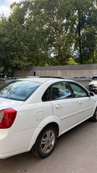 Lacetti 1.6 avtomat metan bor