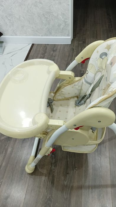 Продам детский стульчик для кормления