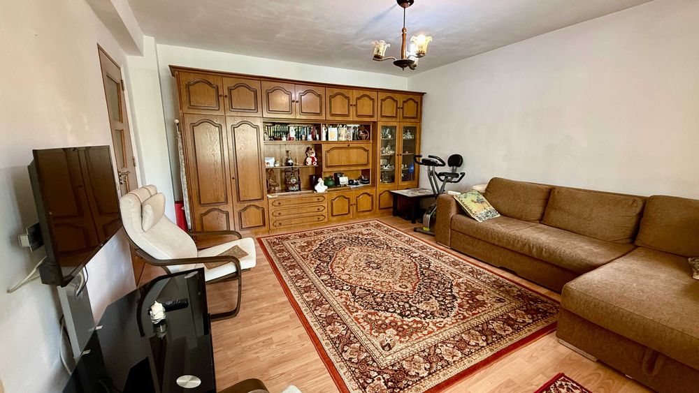 Vanzare Apartament 2 camere decomandat | 56 mp | Etaj 3/4 | Rahova – zonă liniștită