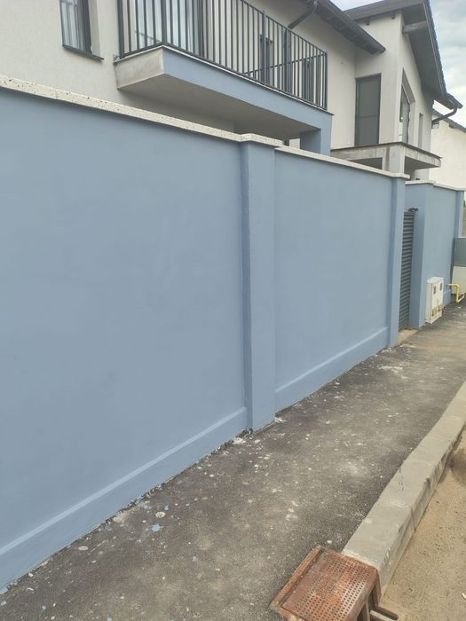 Constructii şi finisaje,  Garduri din Placi de beton
