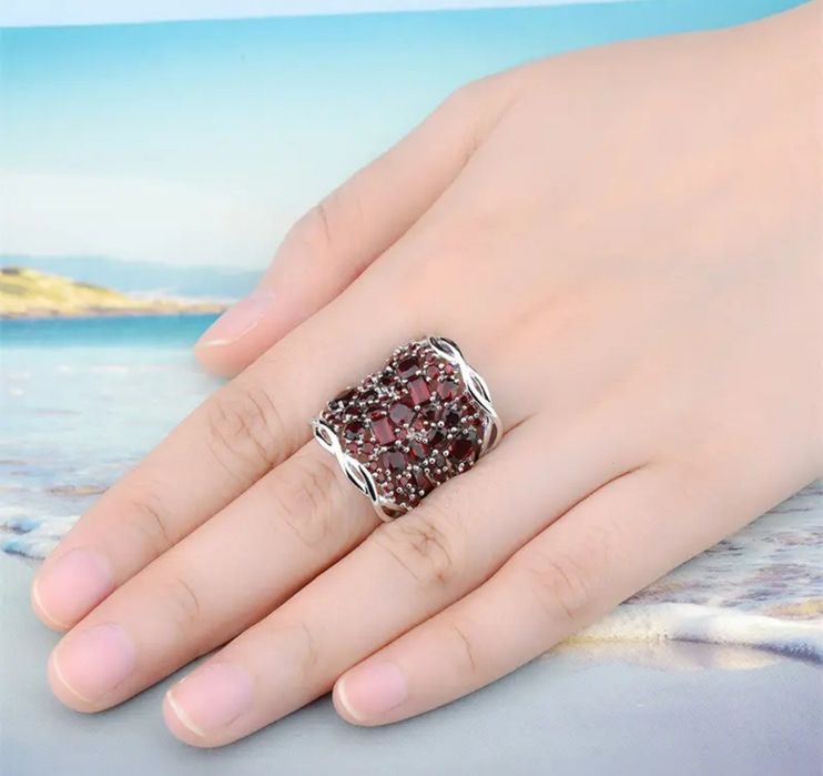 Натуральный гранат серебро кольцо