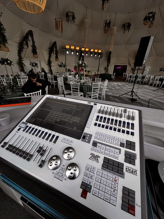 Vand Avolites Tiger Touch II-Consola de lumini pentru concert,teatre