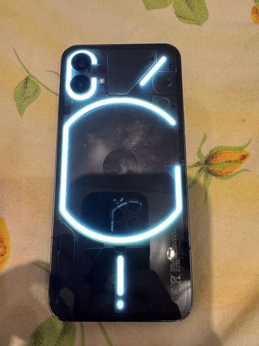 Nothing Phone (1)