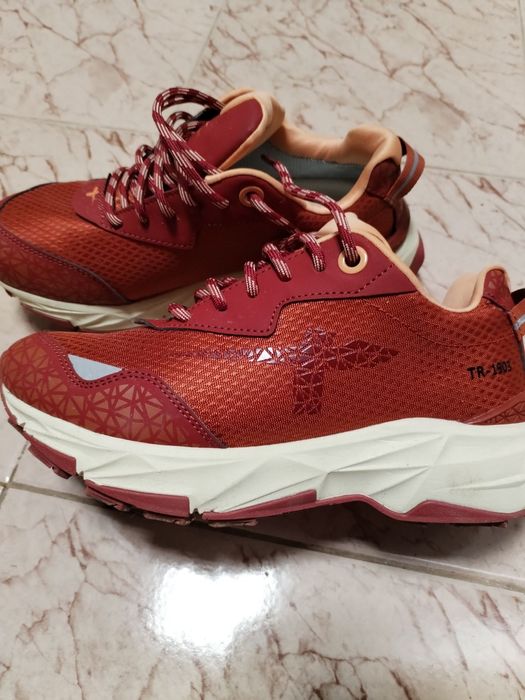 Планински обувки Tamaris