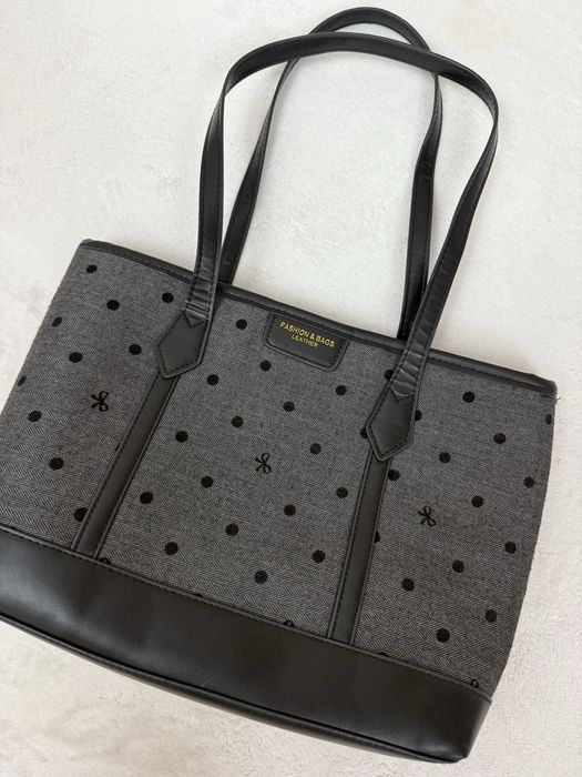 Длинная куртка черного света